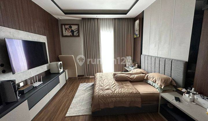 Rumah cantik rapi siap huni di Menteng Village Gading Serpong 2