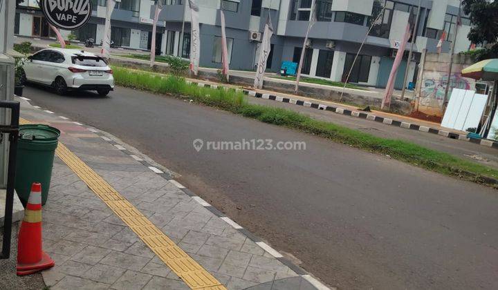 Dijual rumah pinggir jalan raya di Anggrek Loka BSD cocok untuk usaha 2