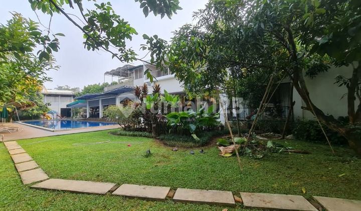 Dijual rumah mewah Alam Sutera Lavender dekat Living World ada pool 2