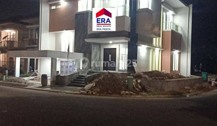 Dijual rumah baru - design mandiri - di the Green BSD dekat tol 1