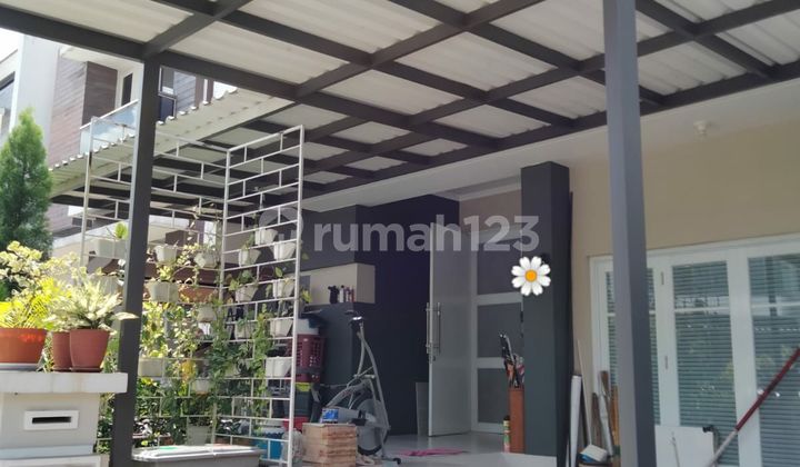 Dijual rumah siap huni di Vivaldi Gading Serpong 2