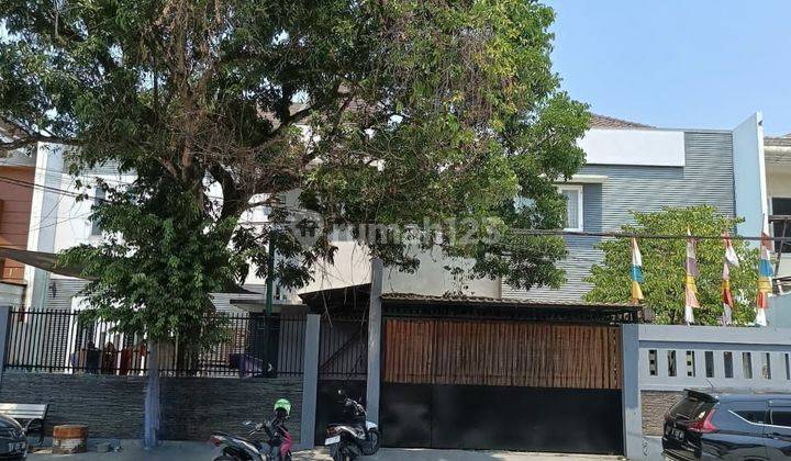 Dijual rumah pinggir jalan raya di Anggrek Loka BSD  1