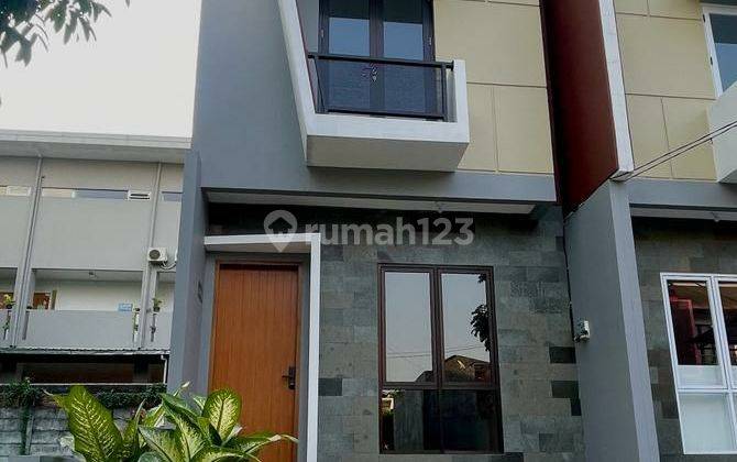 Rumah baru design mandiri industrial style - Kencana Loka Ext BSD 2