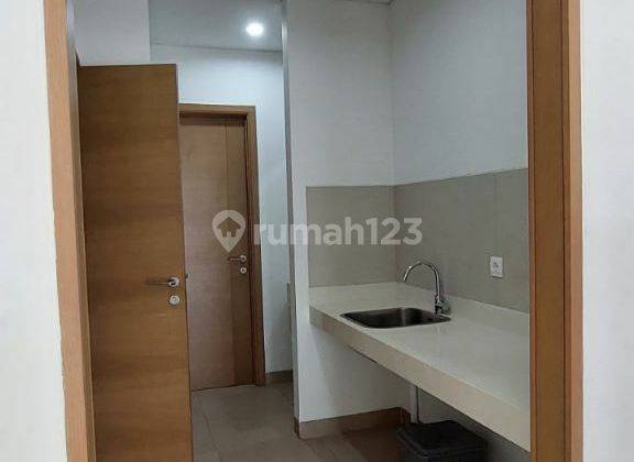 Disewakan gedung kantor 4+1 lantai dengan lift di North Point BSD 2