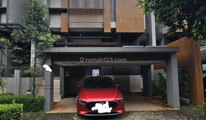 Dijual rumah 2.5 lantai ada attic di Caelus Greenwich Park BSD 1