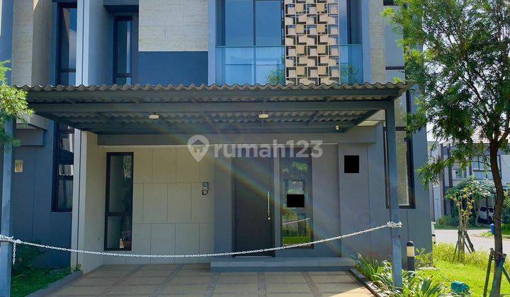 Dijual rumah hoek siap huni di Mozia Aure BSD 1