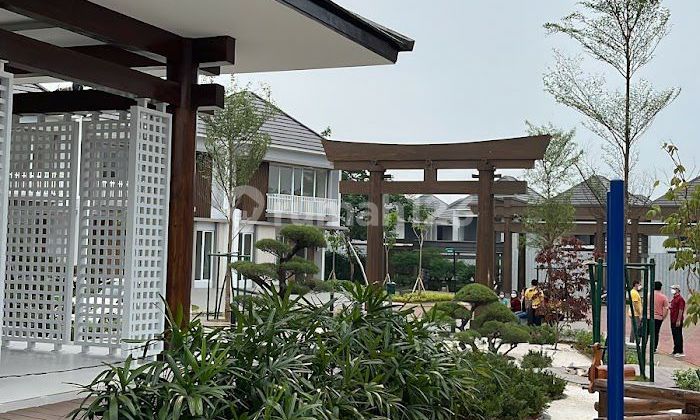 For sale, ready-to-occupy house in Nara Village Gading Serpong 2