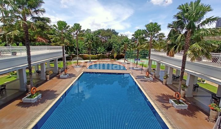 Ready-to-occupy house in Alicante IL Lago Paramount Gading Serpong 2