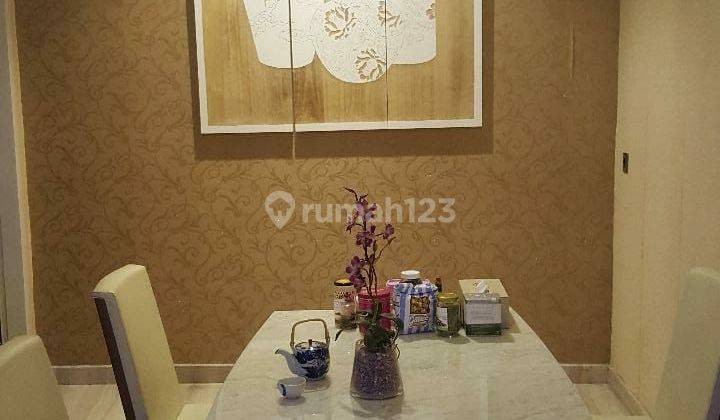 Jual rumah siap huni di Trimezia Gading Serpong 2