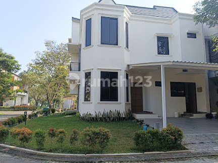 Jual Rumah di BSD Eminent Prestigia Dekat Tol Aeon