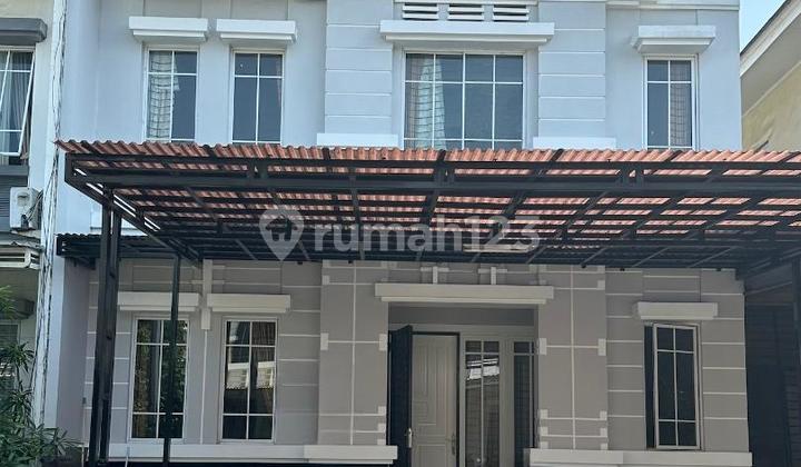 Beautiful House in The Green BSD 2 Floors Good Ready to Live In