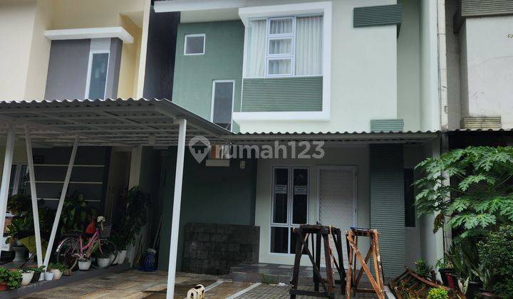 Disewakan Rumah 2 Lantai di Bsd Selatan Bagus 1