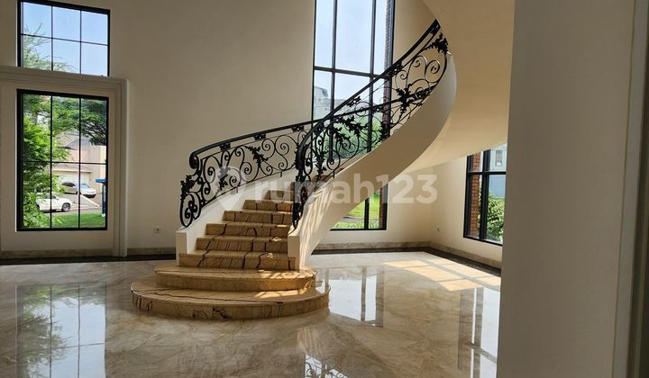 Rumah mewah di Alam sutera 2 Lantai Baru SHM Utara