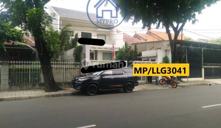 Rumah di Menteng jakarta pusat CASH Only SHM 2