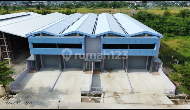 Gudang Baru Di Bitung Siap Pakai Sertifikat Hak Milik