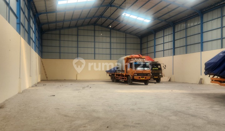 Gudang Di Tangerang 1300m2 SHM Unfurnished