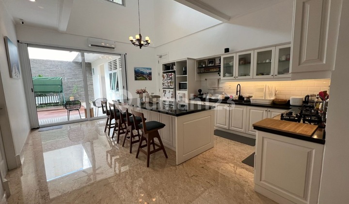 Dijual Rumah Siap Huni Area Permata Hijau Kebayoran Lama Jakarta Selatan