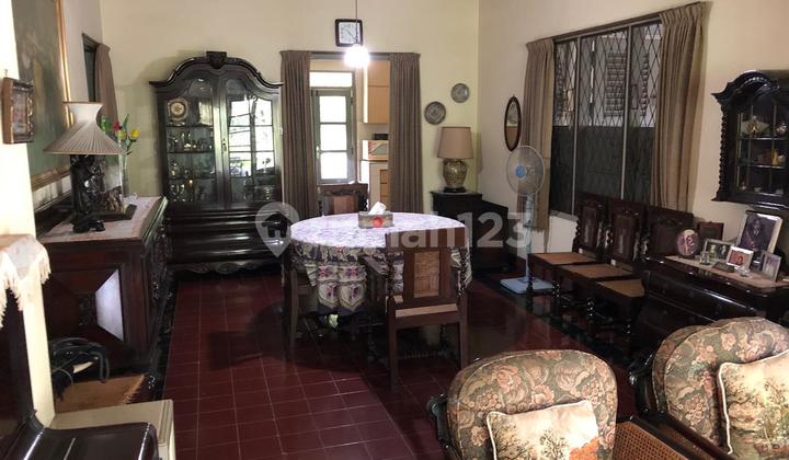 Dijual Rumah Lama Area Menteng Jakarta Pusat 2