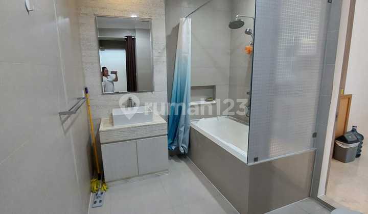 For Rent Apartment Residence 8 Jl. Senopati No.8, Rt.8/Rw.3, Senayan, Kebayoran Baru, South Jakarta City 2