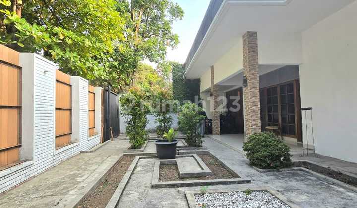 FOR SALE / FOR RENT HOUSE IN KEMANG 2