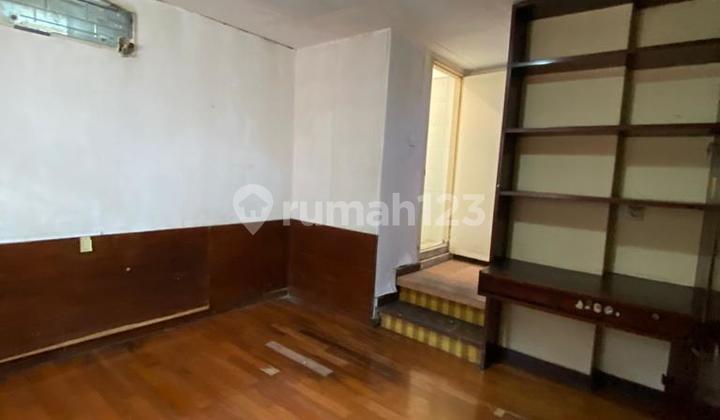 Dijual Rumah Lama Hitung Tanah Jl. Cemara Menteng Jakarta Pusat 2
