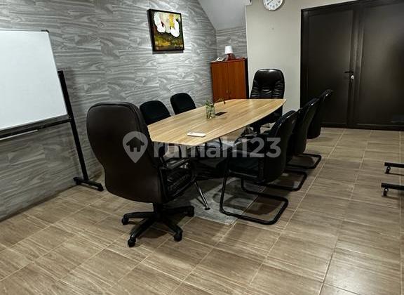 Disewakan Bangunan 1 Lantai Siap Pakai @Teuku Cik Ditiro Menteng Jakarta Pusat