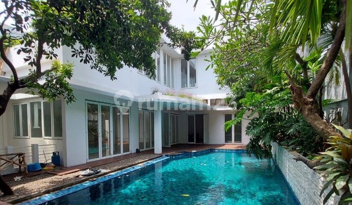 Dijual Rumah Bagus Jl. Gaharu Cilandak Jakarta Selatan 1