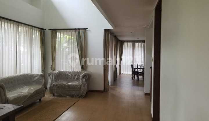 Disewakan Rumah ( Cluster ) Area Kemang Utara Jakarta Selatan Disewakan Rumah ( Cluster ) Area Kemang Utara Jakarta Selatan