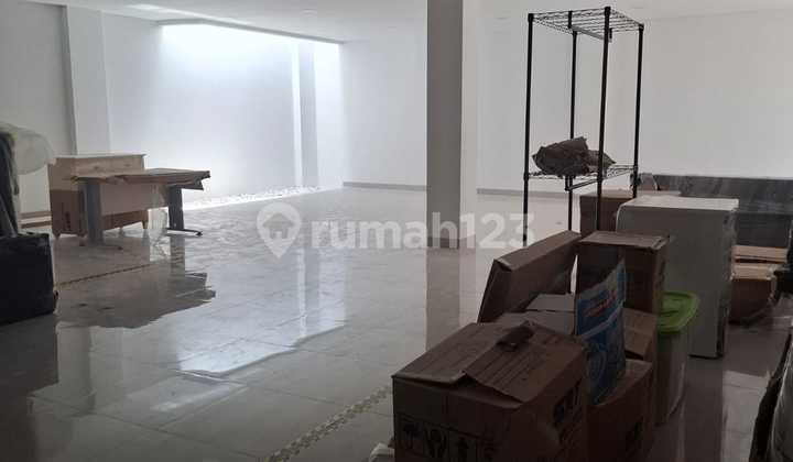 Disewakan Rumah Bagus Area Menteng Jakarta Pusat 2