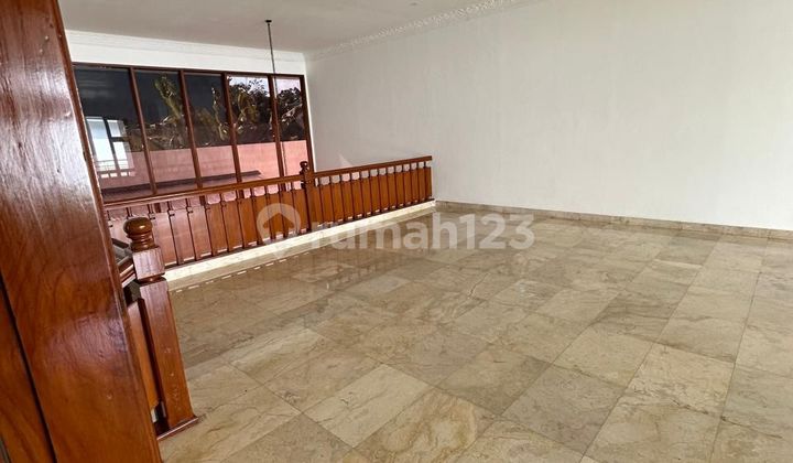 WTS rumah Permata Hijau jalan Zamrud, Jakarta Selatan 2