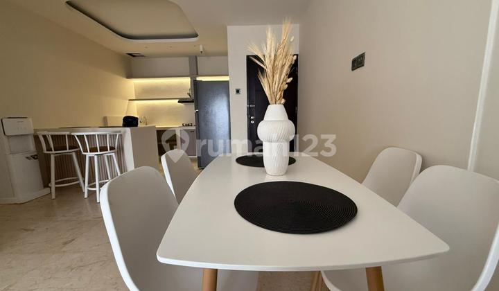 Apartemen Cosmo Teracce 3 Bed Furnish Bagus 2