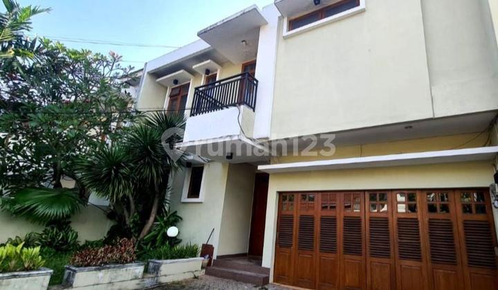 For Rent Nice House in Kemang Dalam Area, South Jakarta For Rent Nice House in Kemang Dalam Area, South Jakarta