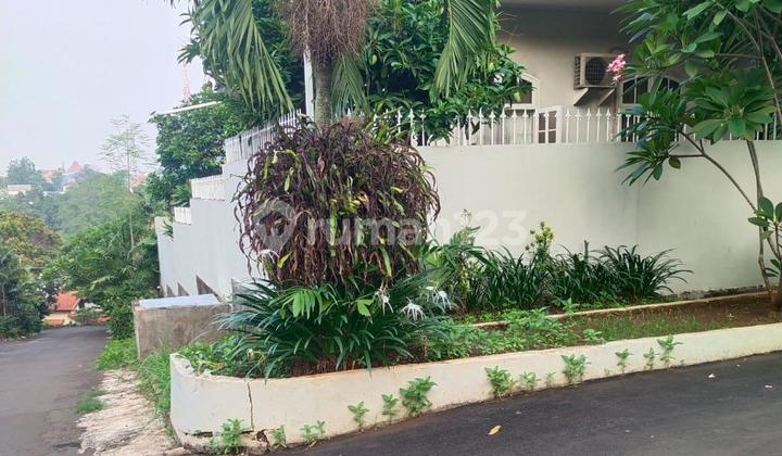 Dijual Rumah Asri & Strategis Area Cinere 2
