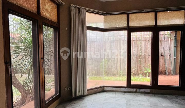 Old House in Cipete Complex Strategic Location 2