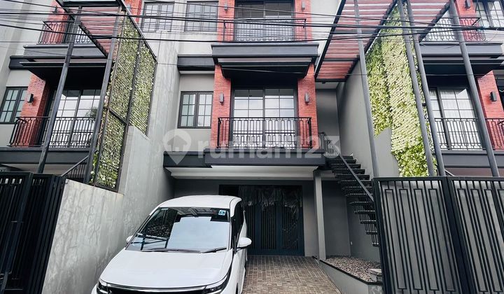 Rumah Siap Huni Lokasi Belakang Citos Cilandak 1