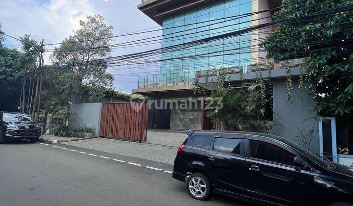 Gedung baru 6 lantai full furnished menteng 2