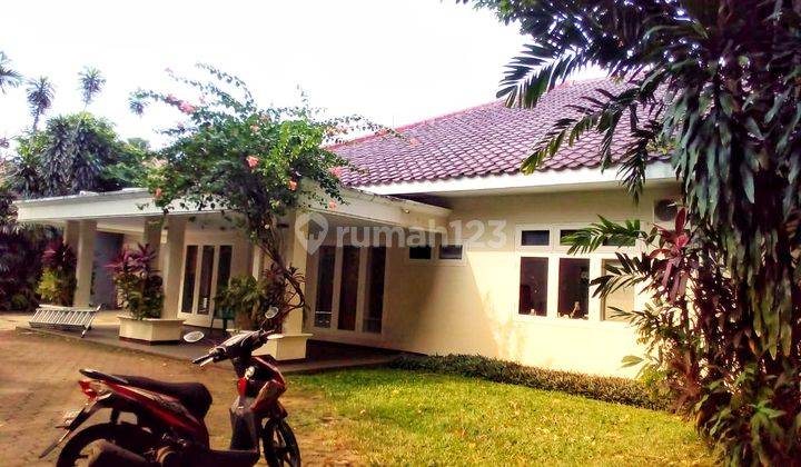 Rumah lama layak huni lokasi bagus jalan lebar kemang 2