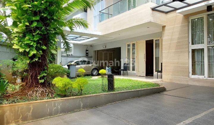 Rumah mewah dalam Cluster tenang nyaman Ampera kemang 2