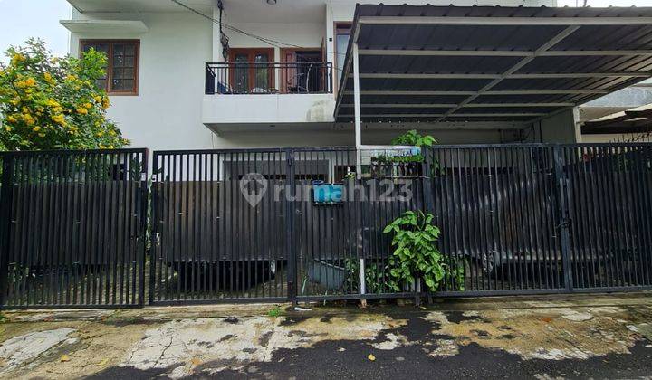 Rumah Lingkungan Komplek Ada Kamar Kosan Praja Dekat Gandaria 1