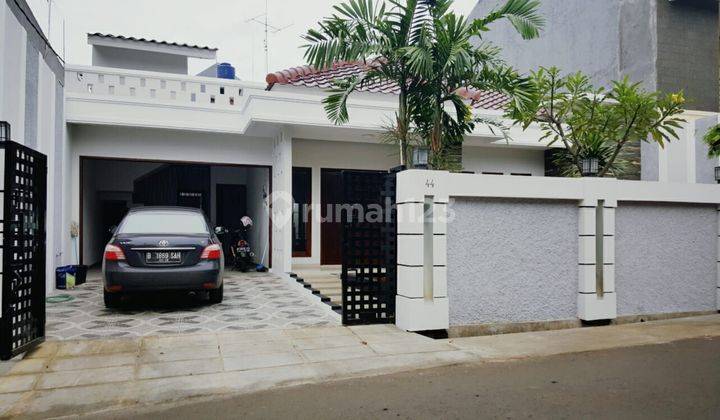 Rumah siap huni lokasi bagus kecapi jagakarsa 1