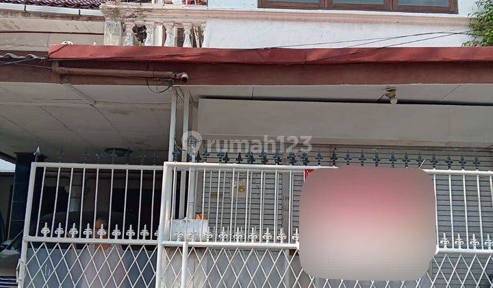 Rumah lama masih di tempati lokasi strategis Bangka kemang 2