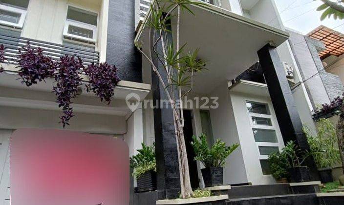 Rumah bagus siap huni lingkungan tenang nyaman pondok indah 1