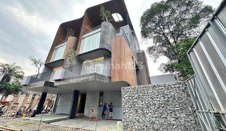 Rumah baru Townhouse lokasi bagus Kemang Utara  2