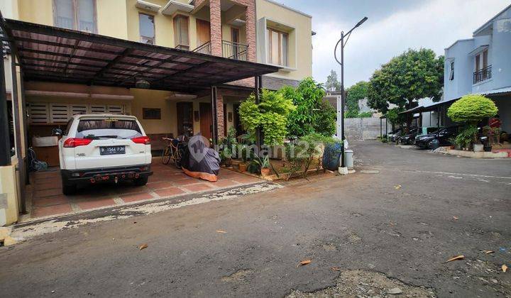 Butuh cepat rumah dalam Cluster siap huni jl kesehatan veteran 1