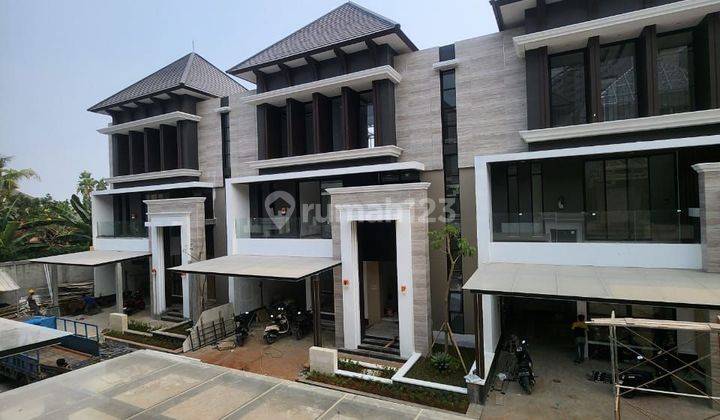 Rumah baru dalam Cluster lokasi strategis cilandak 2