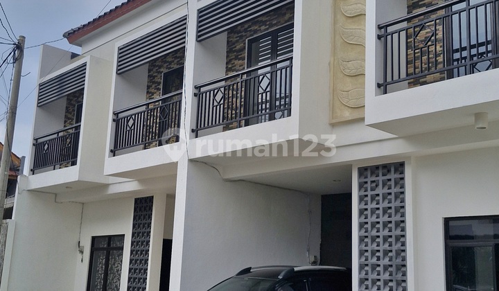 Rumah Baru dalam Townhouse pangkalan jati pondok labu