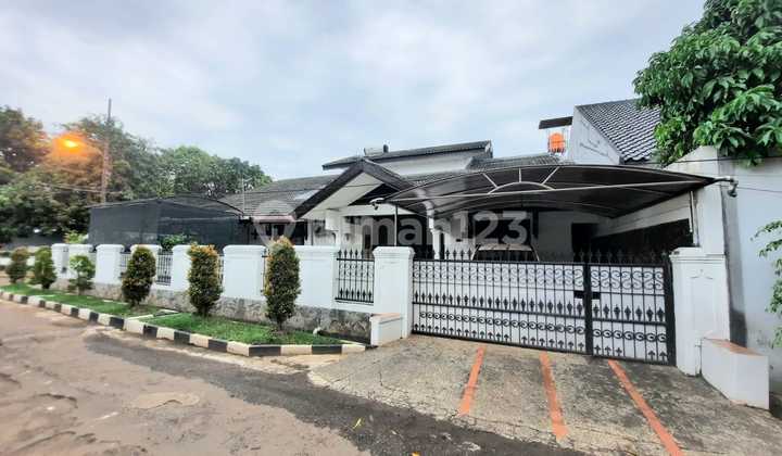Rumah Komplek Jatiwaringin Asri Siap Huni Pondok Gede Rumah Komplek Jatiwaringin Asri Siap Huni Pondok Gede
