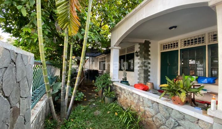 Rumah Lama Layak Praja Dalam Tanah Kusir 2