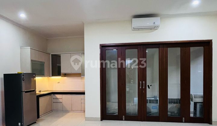 Ready-to-Occupy Cipete Townhouse Strategic Location 2