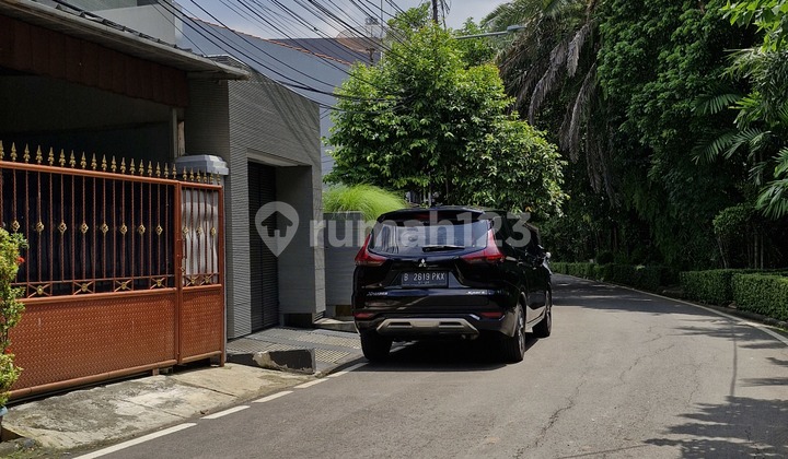 Rumah Dalam Komplek Bendungan Hilir Jakarta Pusat 2